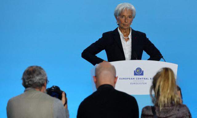 EZB-Chefin Christine Lagarde bei einer Pressekonferenz in Frankfurt.