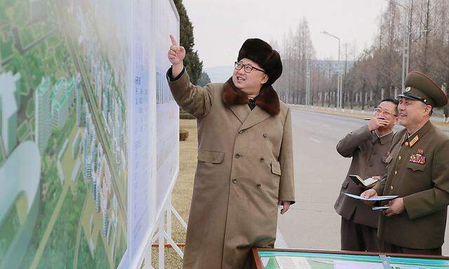 Nordkoreas Diktator Kim Jong-un auf einem Pressfoto der staatlichen Nachrichtenagentur KNCA.