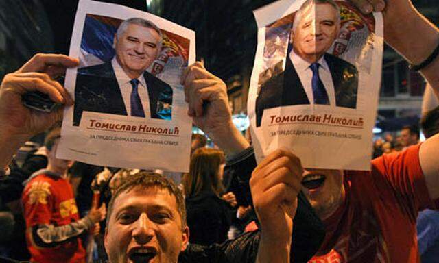 Serbien: Nikolic gewinnt überraschend Präsidenten-Wahl