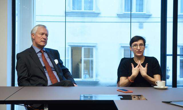 Der Präsident des Vienna International Arbitral Centre Günther Horvath und Generalsekretärin Alice Fremuth- Wolf halten Schiedsgerichte für die beste Wahl.