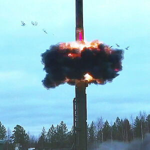 Archivbild vom 26. Oktober 2022: Eine Jars-Interkontinentalrakete wird auf dem Kura-Testgelände vom Kosmodrom Plesetsk aus gestartet.