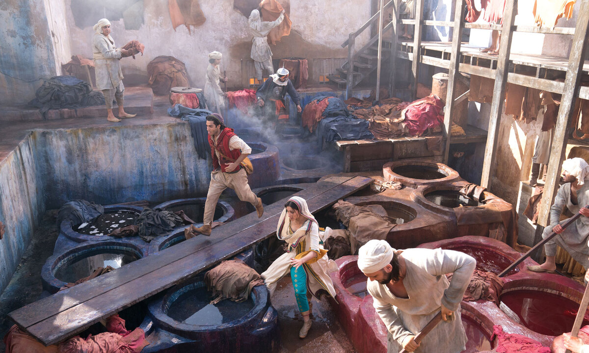 Die Handlung ist in der fiktiven Stadt Agrabah angesiedelt. 