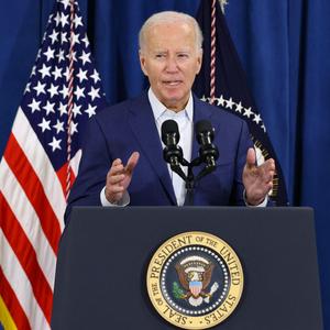 Joe Biden verurteilte die Gewalttat an seinem Feriensitz. 