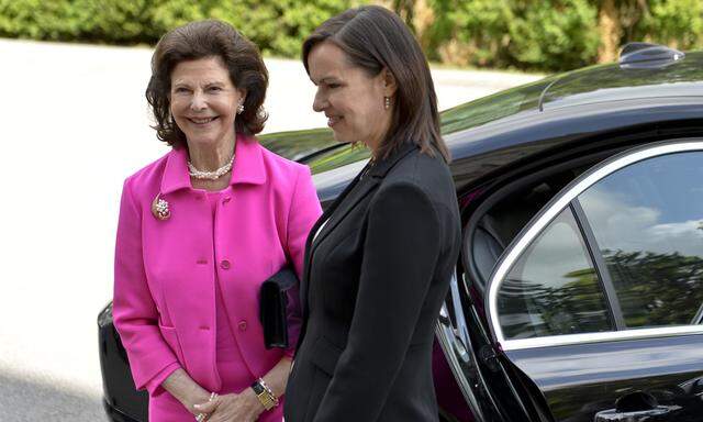 Königin Silvia von Schweden (l.) und Familienministerin Sophie Karmasin 