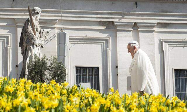 April 8 2015 Vatican City Vatican Pope Francis reflected on the dramas of childhood during his