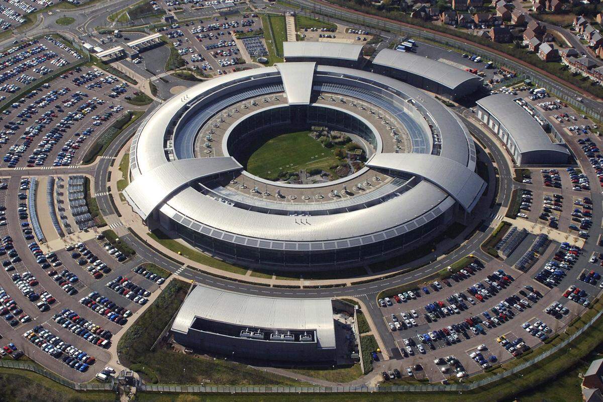 Hinter dem Namen verbirgt sich das bisher umfangreichste Programm, das vom britischen Geheimdienst Government Communications Headquarters (GCHQ) umgesetzt wird. Glasfaserkabeln, die vor allem Internetknotenpunkte in Europa und Übersee verbinden, werden dadurch direkt überwacht. Die Daten teilt der GCHQ mit dem US-Geheimdienst.Bild: GCHQ-Zentrale