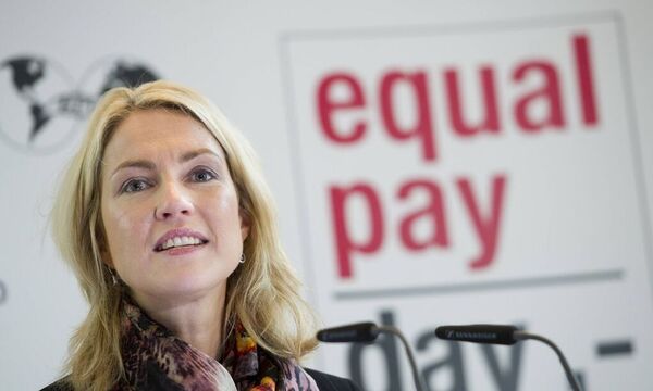 Berlin Familienministerin Manuela Schwesig spricht am Mittwoch 05 11 2014 bei der Auftaktveransta