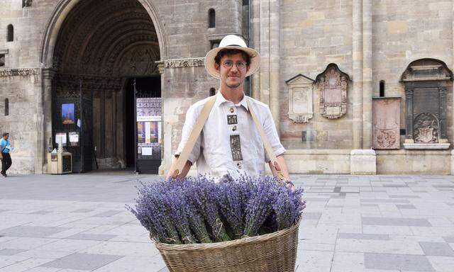 Johannes Bodenseer würde seinen Lavendel gern im ersten Bezirk verkaufen – darf aber nicht.  