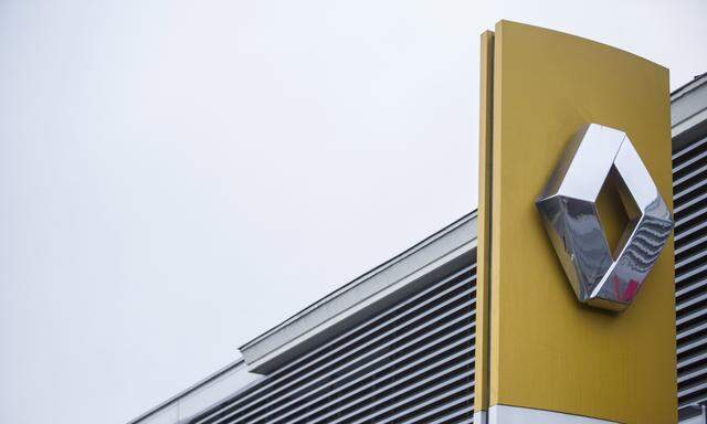 Renault SA Showrooms As Emissions Testing Investigators Seize Computers From Automaker