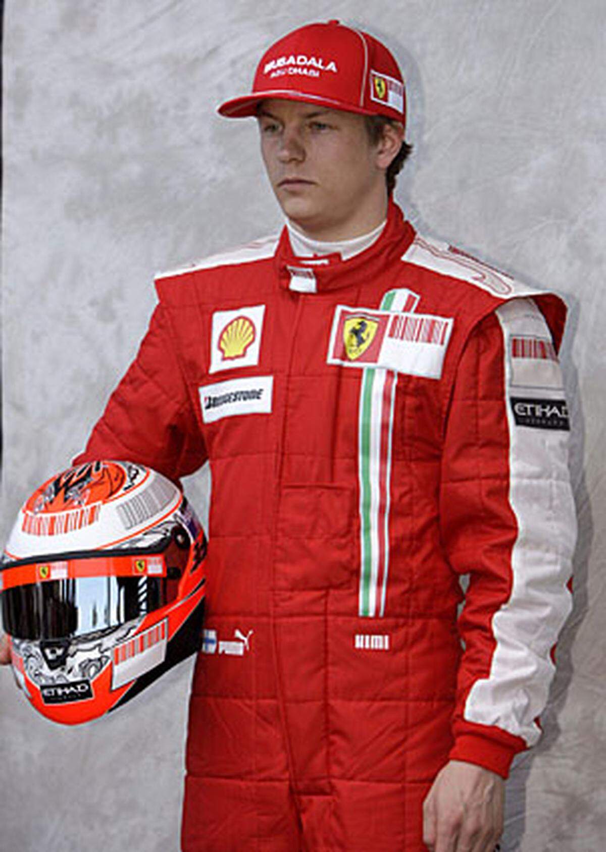Bei Ferrari ist klar: Für Kimi Räikkönen, den Weltmeister von 2007, gibt es keinen Platz mehr. Der Finne bekam nach zwei durchwachsenen Jahren keinen neuen Vertrag und auch Verhandlungen mit McLaren zerschlugen sich. Räikkönen wird 2010 in der Rallye-WM fahren. Anfang Dezember 2009 bestätigte das Citroen-Team die Verpflichtung des Finnen.