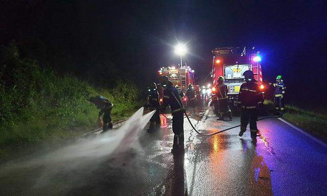 Schon in der Nacht auf Montag gab es in Steyr etliche Unwettereinsätze