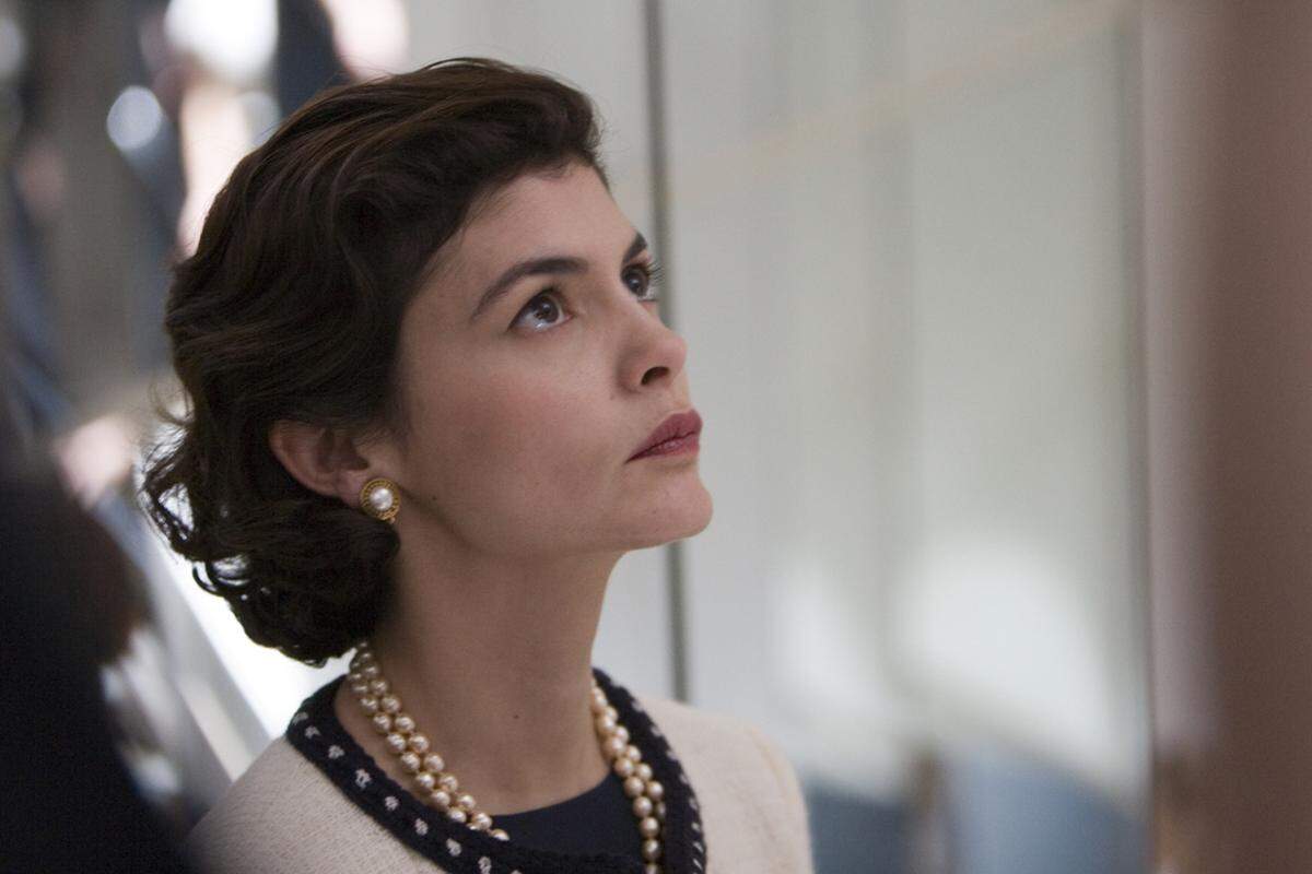 Das Lästern hat bei Chanel schon Tradition. Gründerin Coco Chanel (hier verkörpert von Audrey Tautou) etwa ließ kein gutes Haar an ihren Modekollegen.