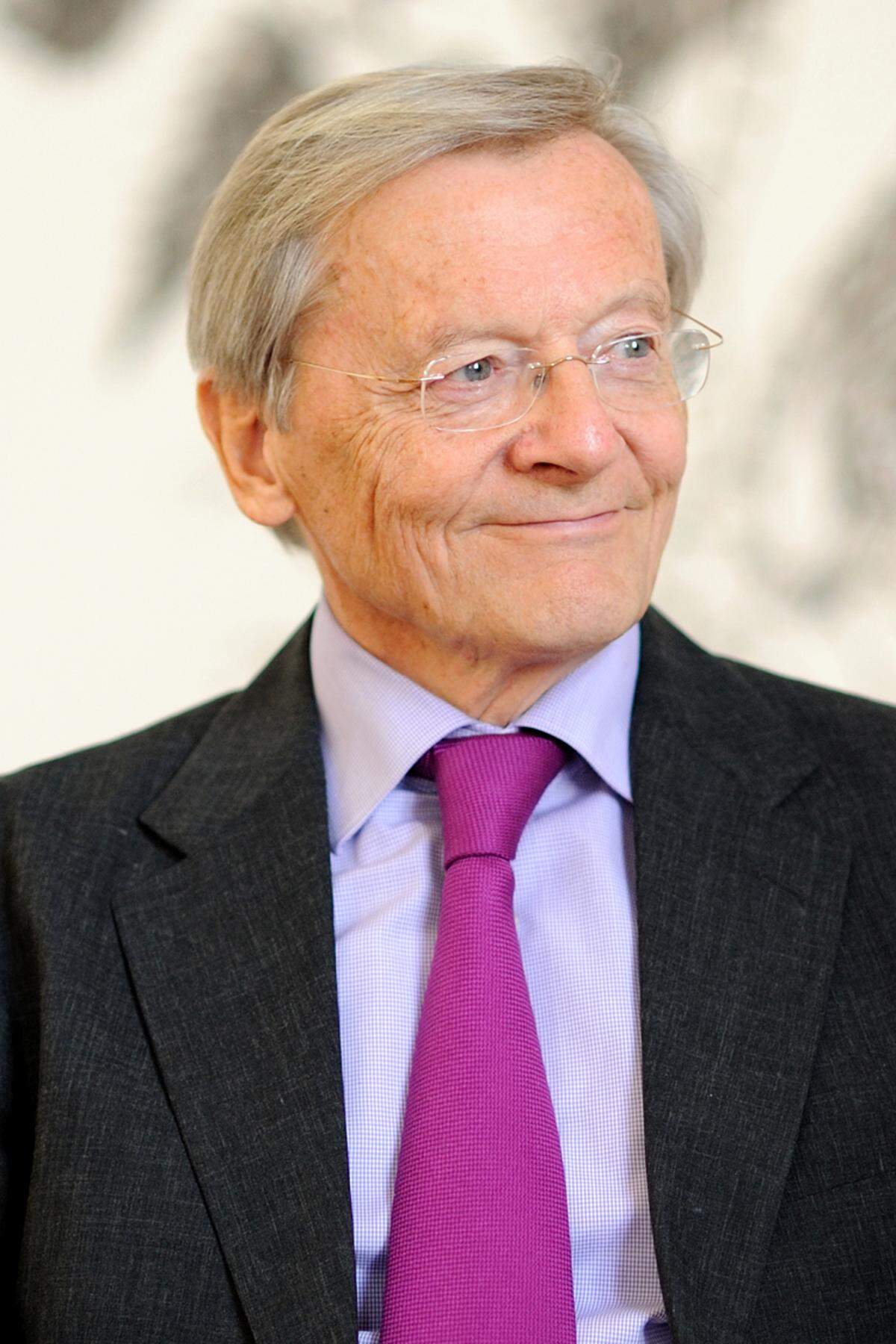Für RWE ist unter anderem auch Wolfgang Schüssel tätig. Außerdem ist Schüssel seit April 2007 Kuratoriumsmitglied der Bertelsmann Stiftung und sitzt im europäischen Aufsichtsrat von Investcorp, einer Investmentfirma.
