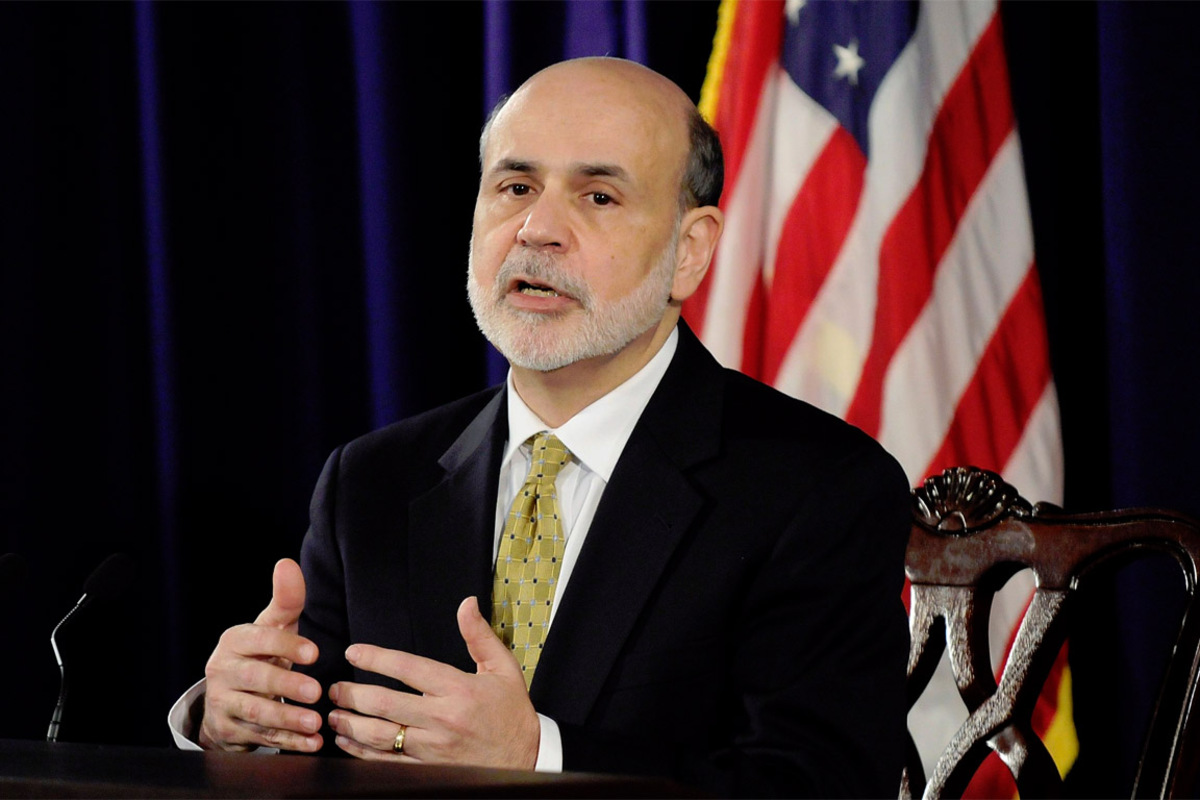 ... Fed-Chef Bernanke werfe die Notenpresse ebenfalls zu selten an, schreibt "Business Insider".