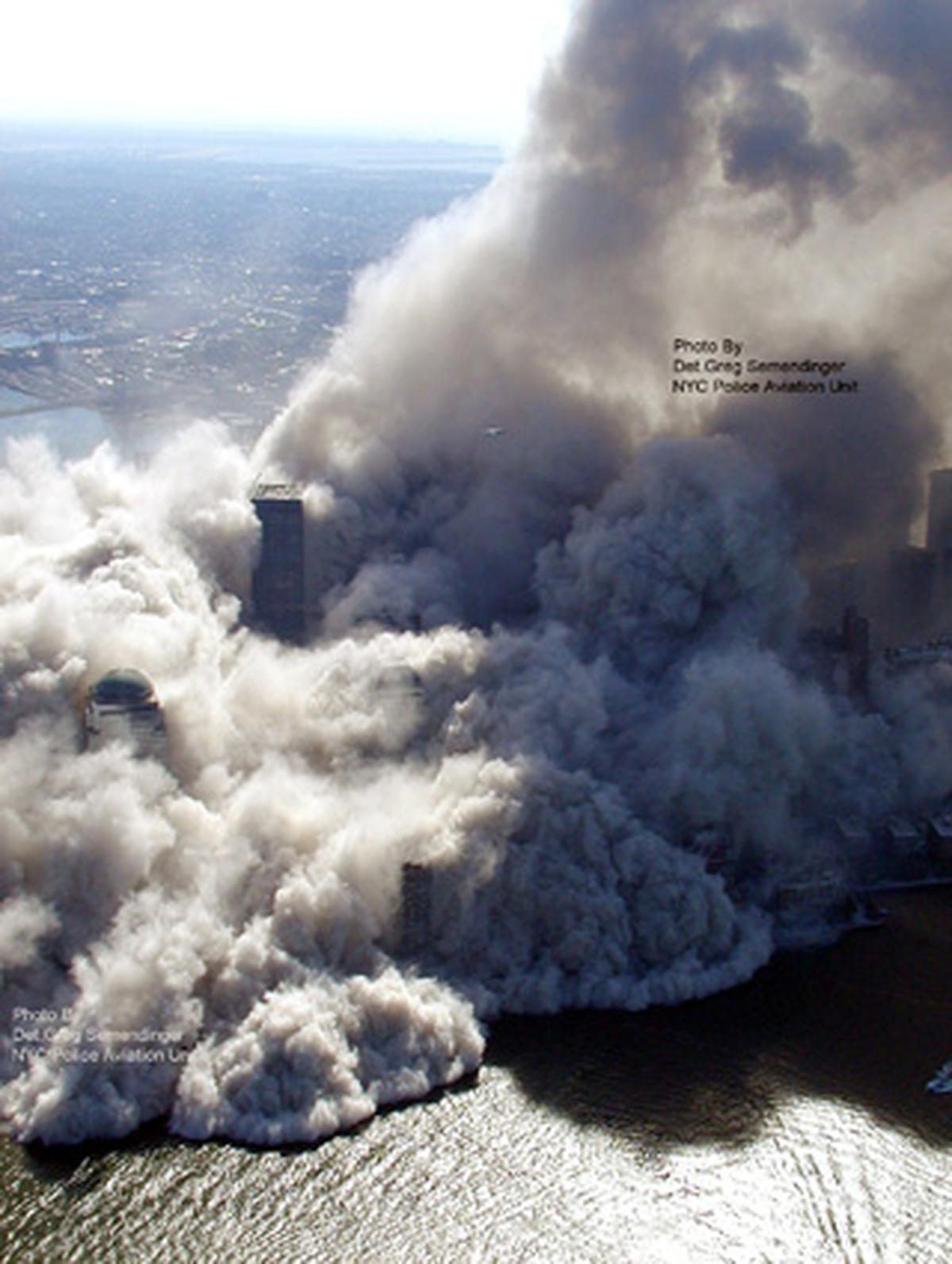 Die Aufnahmen lagen zuvor bei der US-Normbehörde. Diese sollte im Auftrag des US-Kongresses klären, warum die beiden WTC-Türme infolge der Flugzeugangriffe vollständig zusammengebrochen waren.