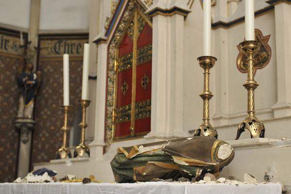 Im Bild: Zerstörungen in der Lazaristenkirche