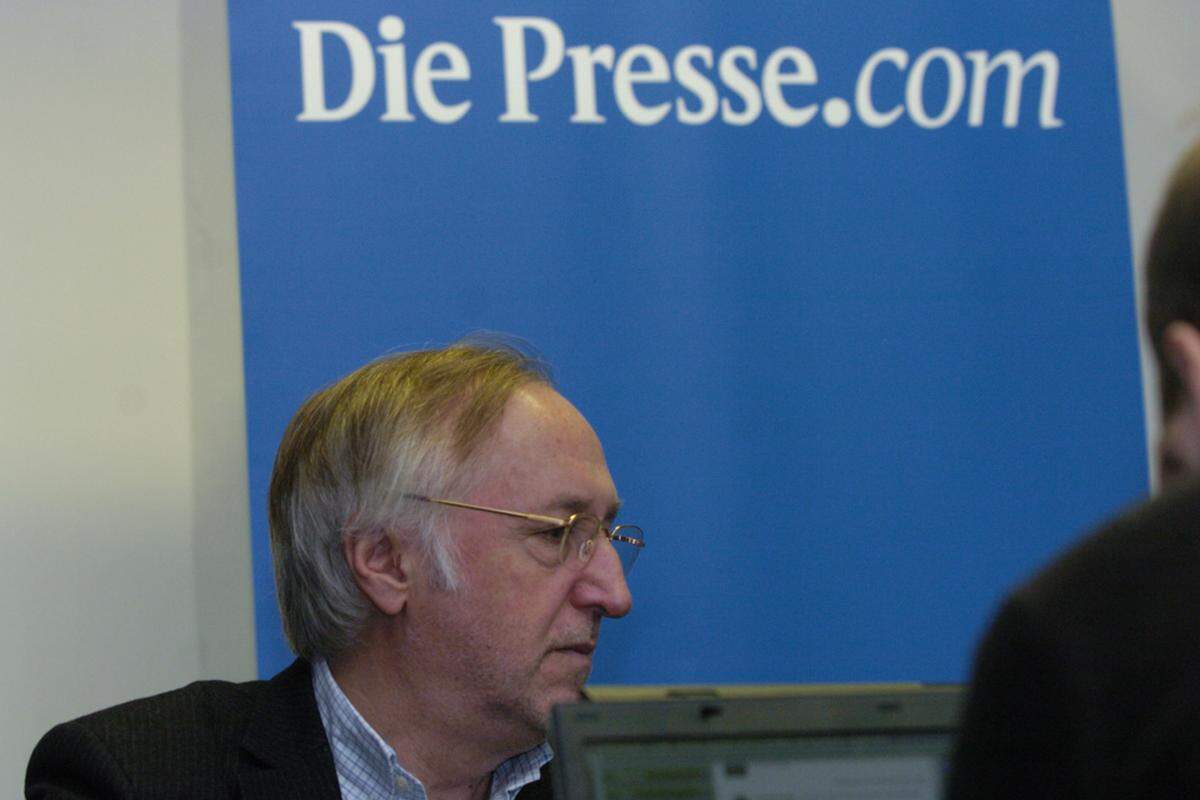 Ist die derzeitige Eurokrise nicht einfach aufgebauscht, um von den Problemen der USA abzulenken?  Josef Urschitz: Nein. Der Euro steckt in einer fundamentalen Krise, weil die Währungsunion falsch aufgezogen wurde. Die Hoffnung, dass die Währungsunion die politische Union automatisch nach sich ziehen werde, hat sich nicht erfüllt. Franz Schellhorn: Das zentrale Problem der EZB: Sie kann keine gemeinsame Geldpolitik für Länder wie Portugal und Deutschland machen. Genau darin spiegelt sich die fundamentale Krise: Die Währungsunion kann ihrer wichtigsten Rolle derzeit nicht gerecht werden.