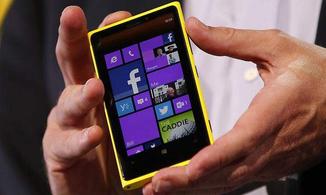 Windows Phone: App-Updates und Facebook-Löschung