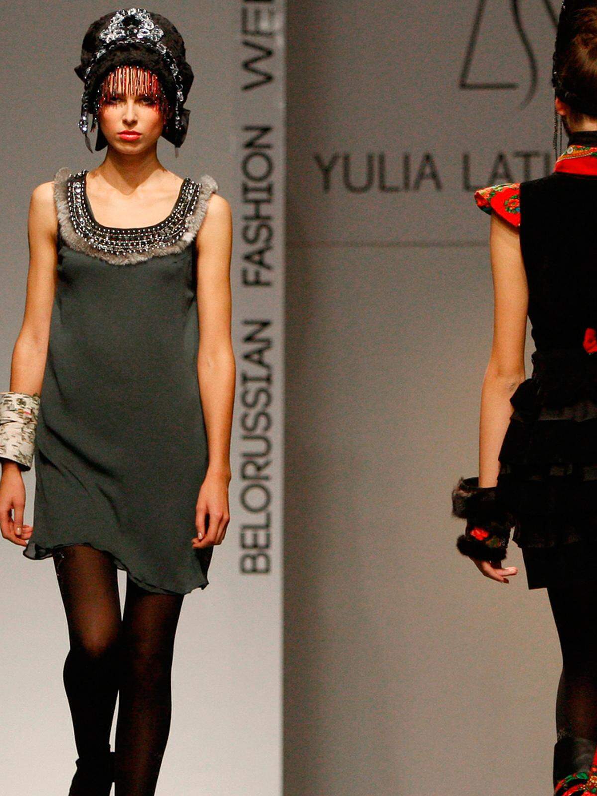 Yulia Latushkina: Belarus Fashion Week SS11
