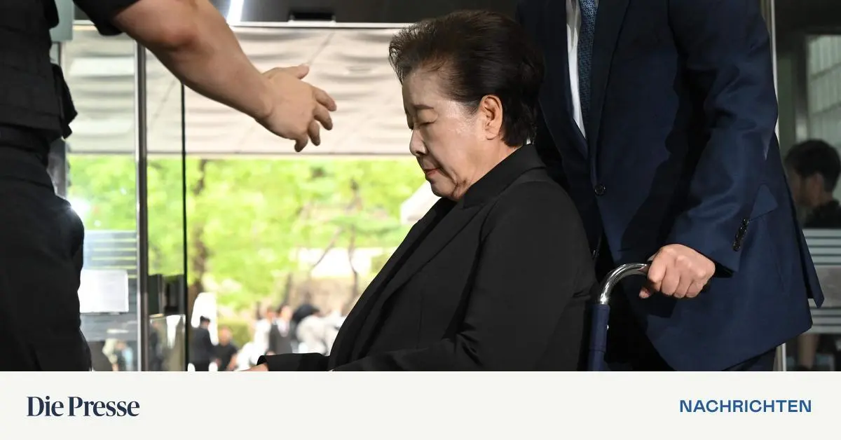 Wie-die-Moon-Sekte-in-S-dkorea-die-F-den-zog-premium-