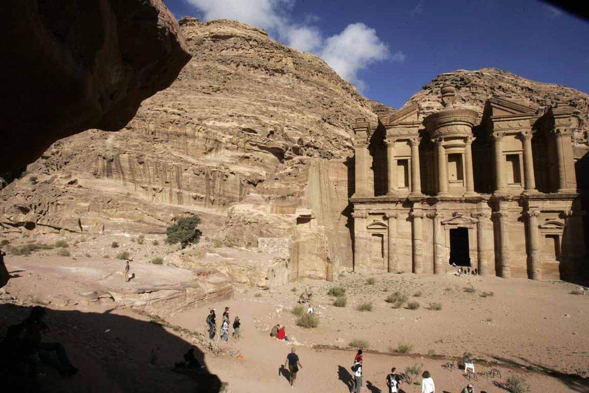 Die Felsenstadt im heutigen Jordanien war in der Antike die Hauptstadt der Nabatäer und gilt heute als größte Sehenswürdigkeit im Nahen Osten.