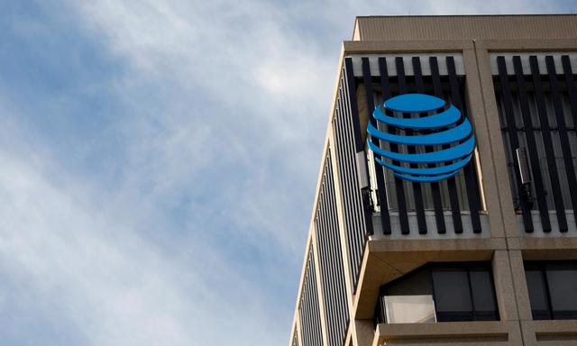 Hacker haben Verbindungsdaten von etwa 109 Millionen AT&T-Kunden von den Servern des US-Telekomkonzerns heruntergeladen.