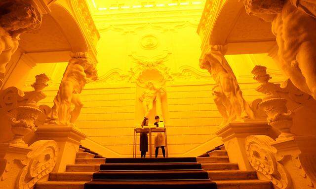 Gleißendes gelbes Licht im Palais des Prinzen Eugen: „Baroque Baroque“ von Olafur Eliasson.