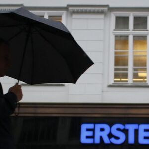 Erste Group im Halbjahr mit 930 Mio. Euro Nettoverlust
