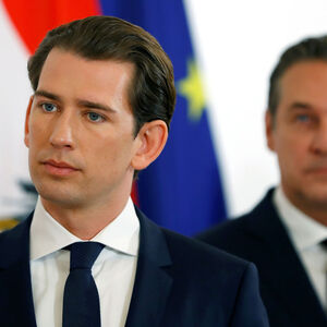 Sebastian Kurz war über die die Geschichte vom fiktiven Komapatienten Hans verwundert.
