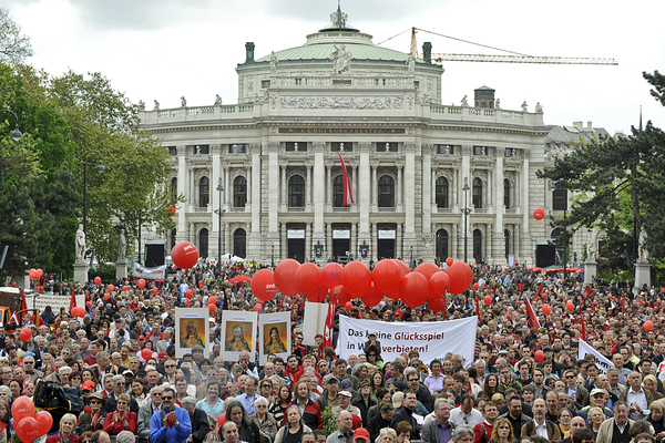 100.000 Teilnehmer waren nach Angaben der Partei beim heurigen Maiaufmarsch der SPÖ.