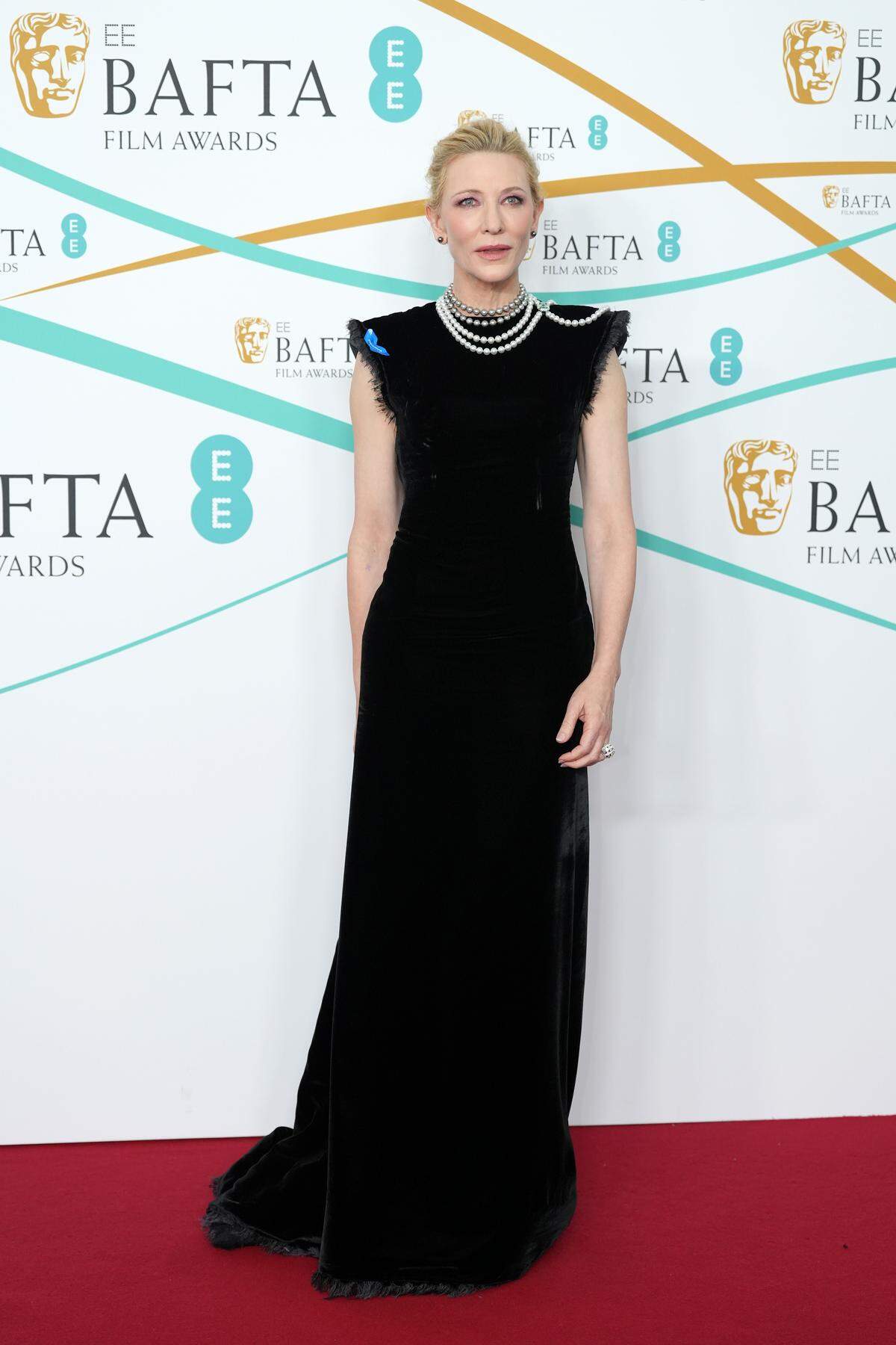 Cate Blanchett bestritt den Roten Teppich mit einem Vintage-Kleid von Maison Margiela.