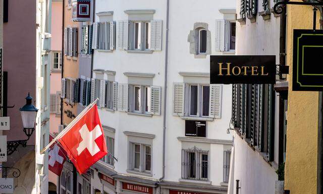 In der Schweiz können Gutbetuchte Luxusappartements als Quarantäne-Unterkünfte mieten (Symbolbild).