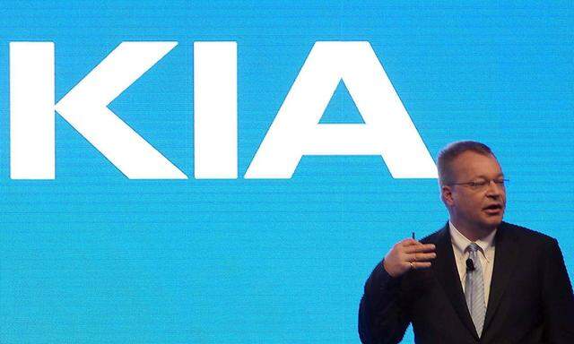 Nokia-Chef wirft im Fernsehen iPhone auf den Boden