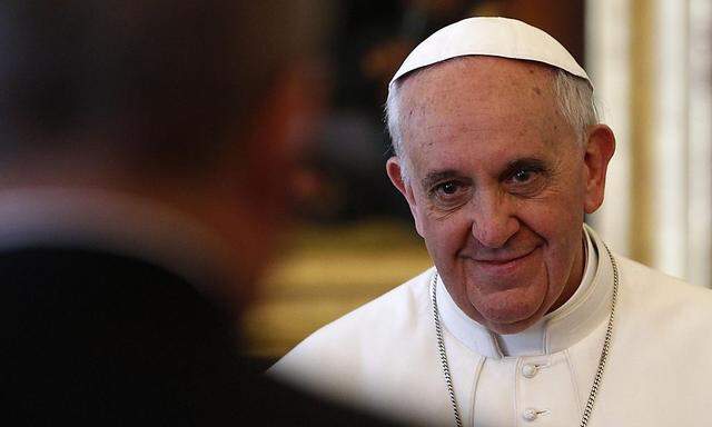 Franziskus wird vorerst nicht in den päpstlichen Palast umziehen.
