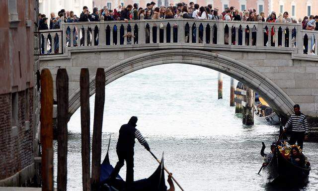 Feature: Touristen in Venedig