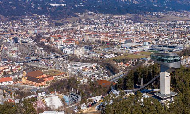 THEMENBILD, Bergisel Skisprungstadion Innsbruck