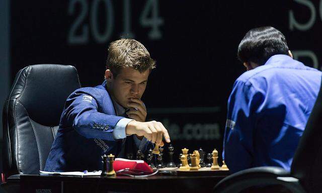 Magnus Carlsen gegen Viswanathan Anand