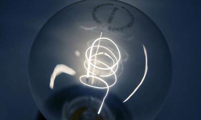 General Electric ist eine amerikanische Ikone, die ersten Glühbirnen wurden von GE verkauft. 