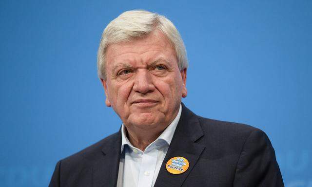 Volker Bouffier stand loyal zu Angela Merkel.
