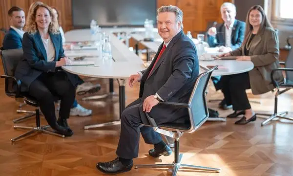 Bürgermeister Michael Ludwig (SPÖ) und Judith Pühringer (Grüne) sprachen nach ihrem ersten Sondierungstermin von einer guten und konstruktiven Atmosphäre.