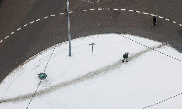 Auf Moskaus verschneiten Straßen macht man sich kaum Gedanken über düstere Szenarien.
