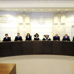 Widerspricht ein Gesetz der Verfassung? Am Ende müssen die Verfassungsrichter darüber entscheiden.