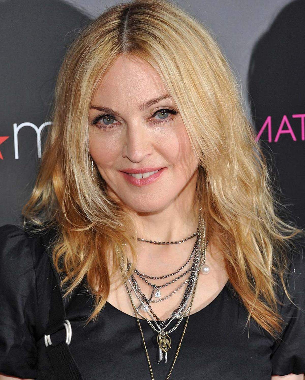 ... und übertrumpfte damit noch Pop-Queen Madonna (52), die 58 Millionen Dollar abkassierte.