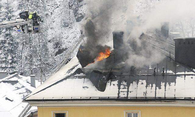 SALZBURG: GROSSBRAND IM HISTORISCHEN ZENTRUM VON BADGASTEIN