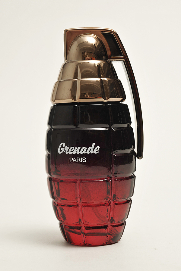 Eau de Parfum „Grenade Paris Natural Spray“ Story of Love Cosmetics Co. Ltd., China, 2009.