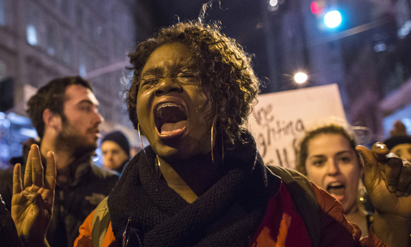 Demonstrantin in Manhattan