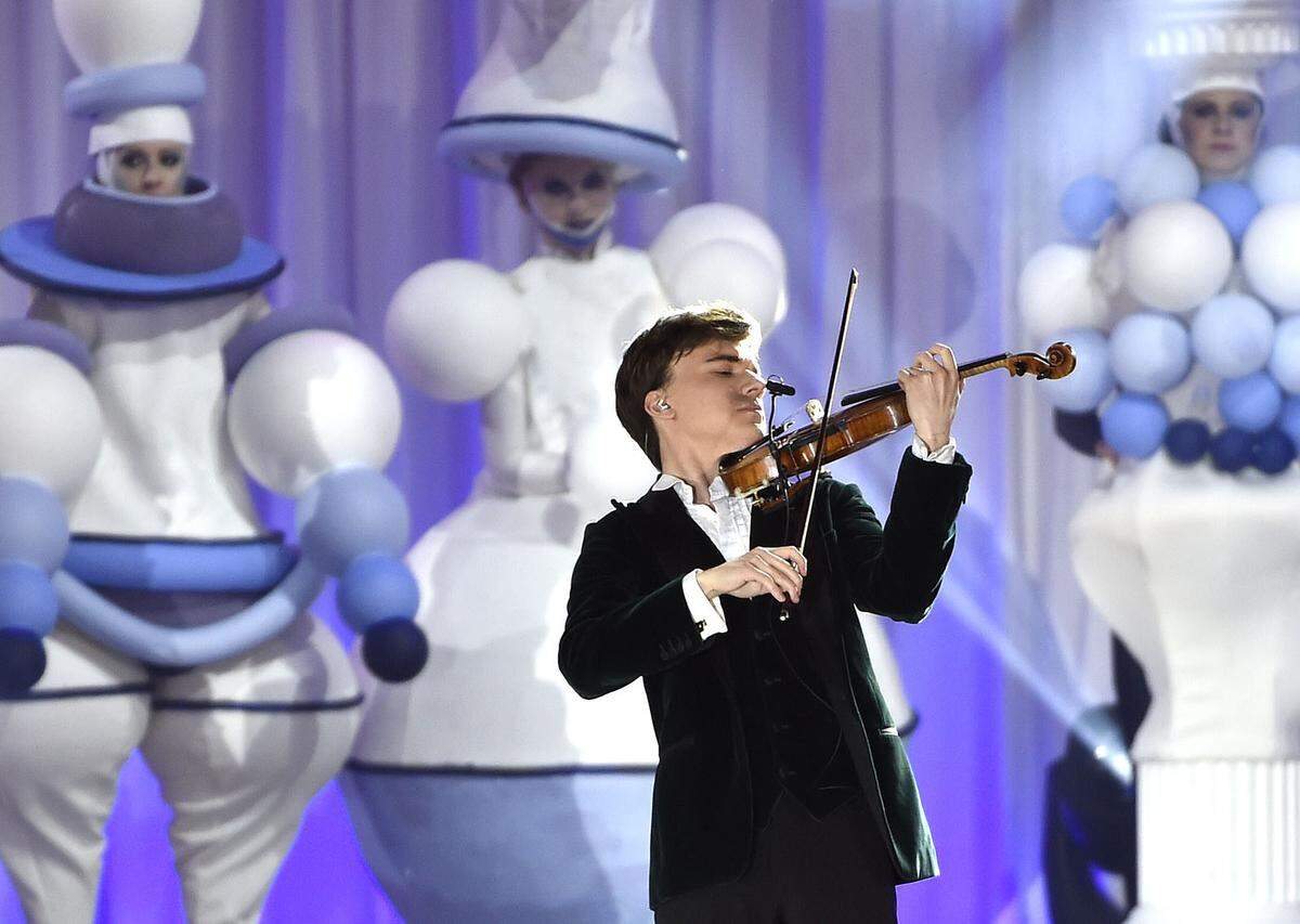 Weitere Bilder der Eröffnung:  Yury Revich, er liebt nur eine, seine Stradivari.