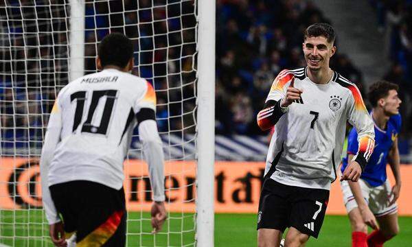 Deutschland fand in Lyon wieder seine Leichtigkeit. Havertz (r.) und Musiala machten beim 2:0-Auswärtssieg ein starkes Spiel. 