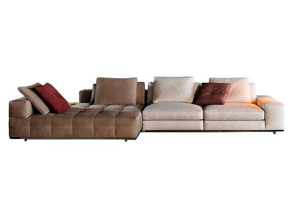 Großzügige Entspannungsflächen bietet das modulare Sofa „Lawrence“, kreiert von Rodolfo Dordoni.