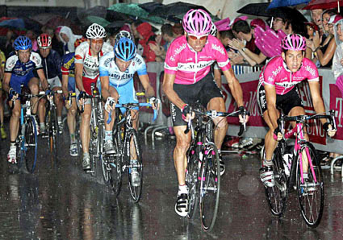 Bei seinem Team "T-Mobile" fuhr Kohl immerhin schon mit absoluten Größen wie Jan Ullrich.